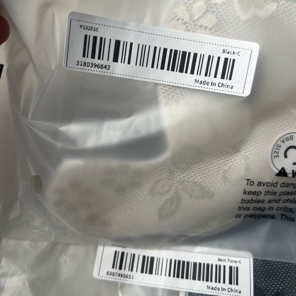 Nipple lifting pasties(set of two) - Picture 6 of 6